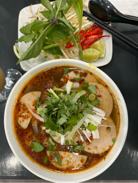 Soupe épicée au boeuf style Hue