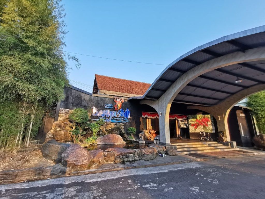 Update 2025! 10 Rekomendasi Rumah Makan Seafood Jogja yang Wajib Banget Dicicipi 5 Banyumili Resto, image: istimewa