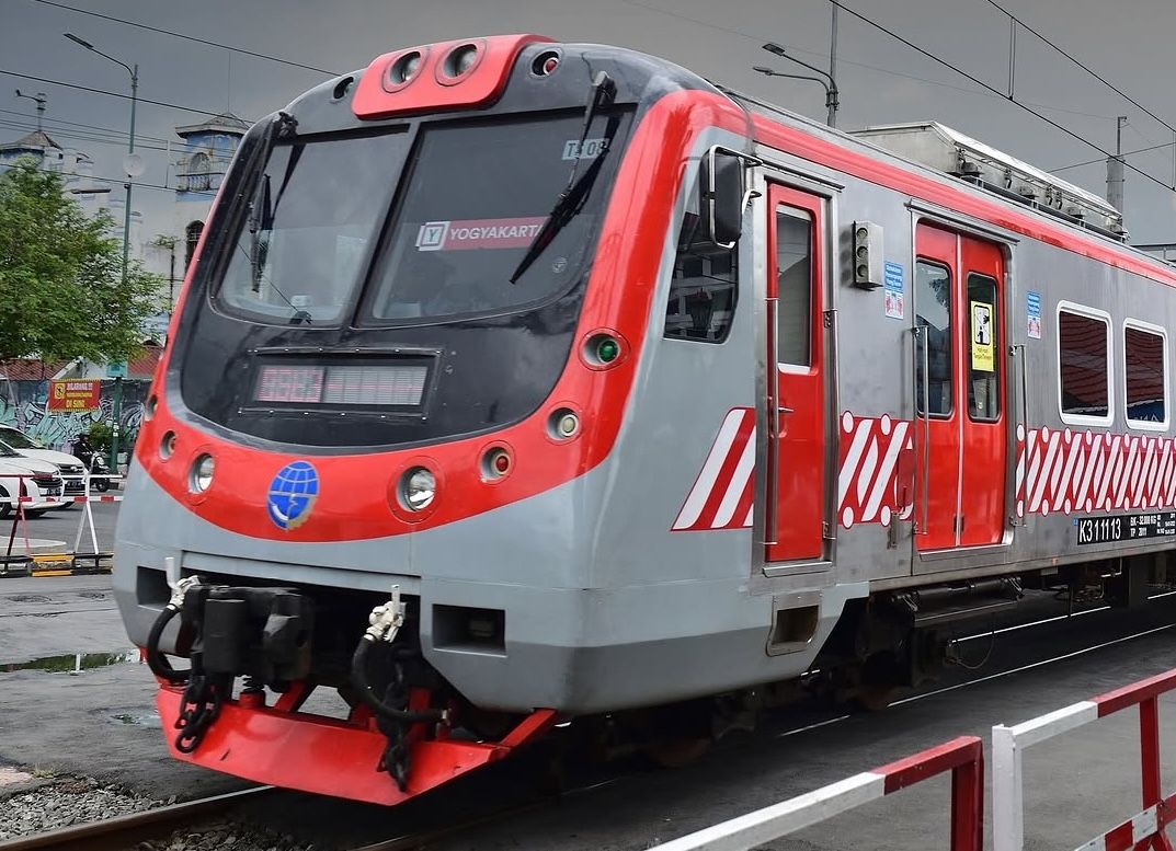 Jadwal KRL Jogja Solo Hari Ini