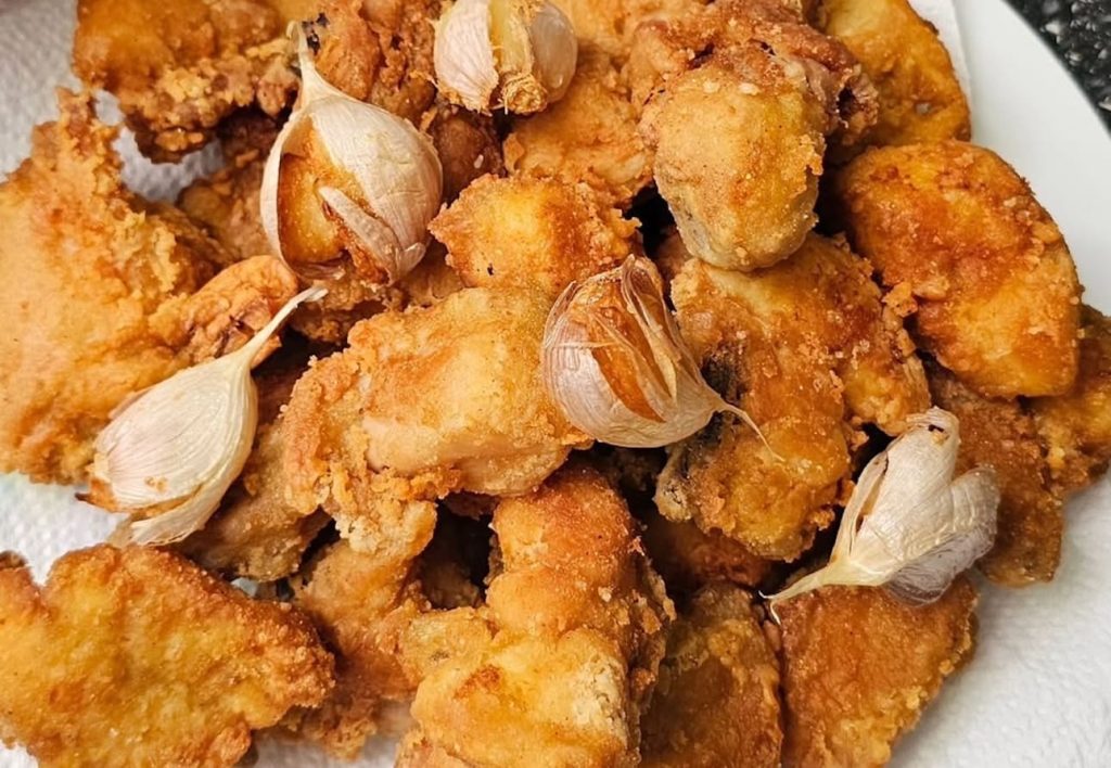 10 Rekomendasi Resep Masakan Sehari Hari Agar Tidak Bosan 7 Ayam Goreng Bawang Putih
