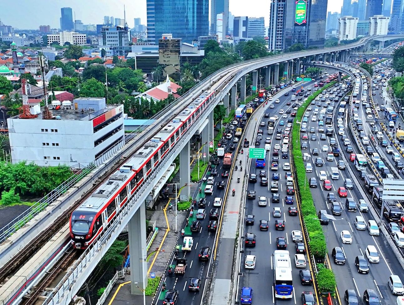 LRT Jabodebek Beroperasi hingga 01.44 WIB di Malam Tahun Baru, Ini Jadwal Lengkapnya