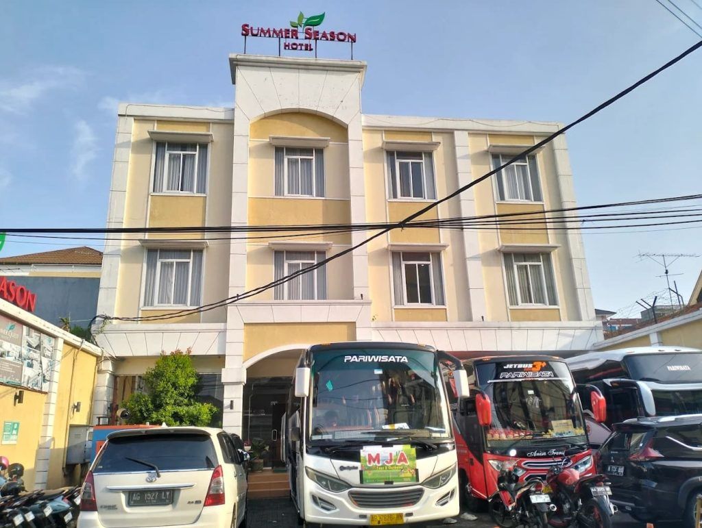 Hotel Jogja Dekat Malioboro Murah, Cek Rekomendasi Terbaik di Sini! 10 10. Summer Season Boutique Hotel