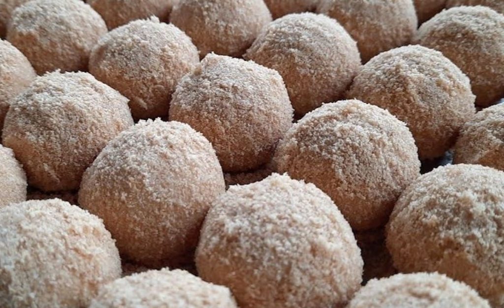 Resep Kue Bimoli Kacang 1 Liter Enak, Renyah, dan Gurih 1 Resep Kue Bimoli Kacang 1 Liter