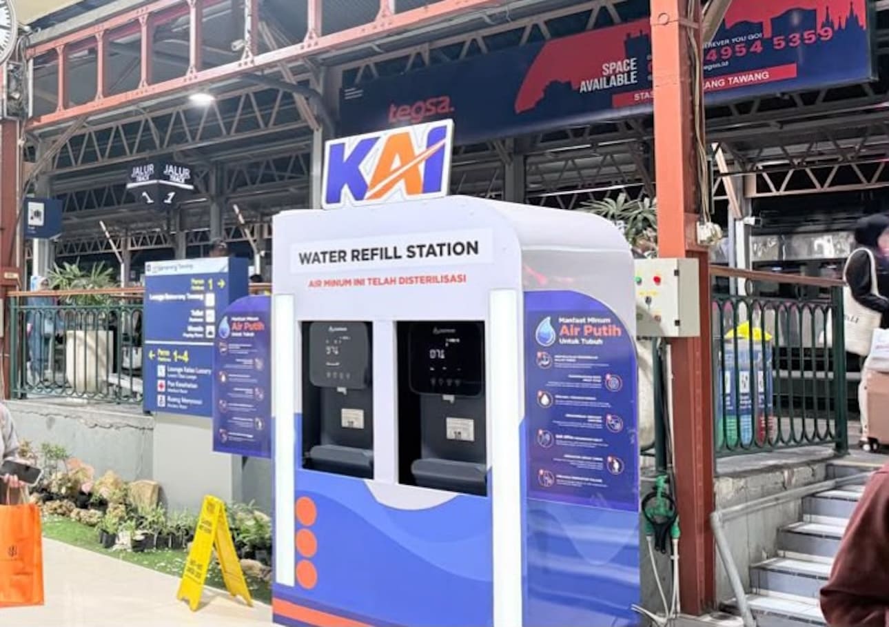 Isi Air Minum Gratis di Stasiun KAI, Ini Daftar Lokasi Water Station Terbarunya