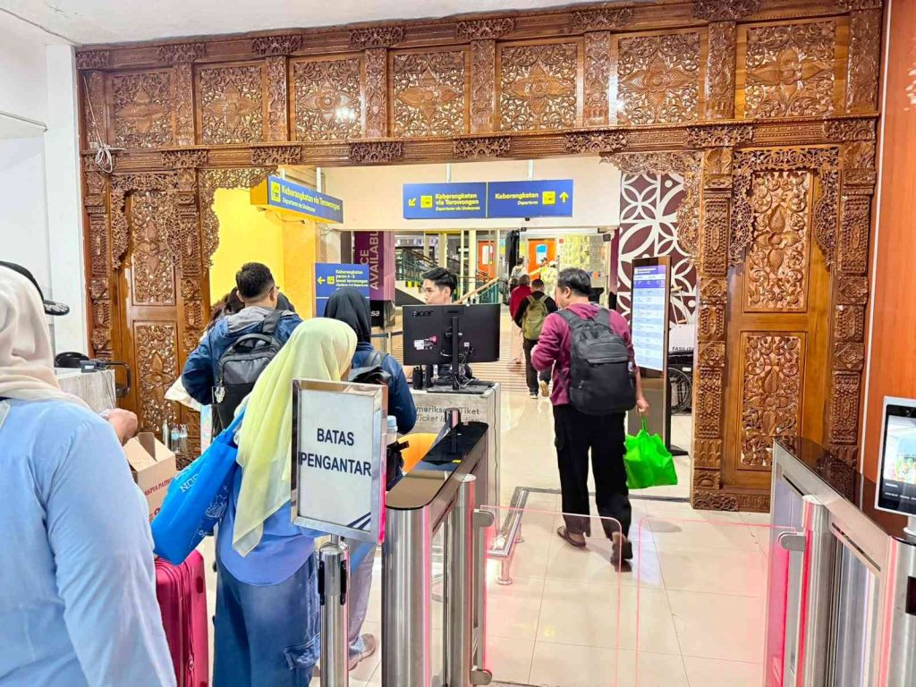 Peran KAI dalam Pariwisata Indonesia 2026, Dari Data hingga Tren Wisata 1 Peran KAI dalam Pariwisata Indonesia 2026, Dari Data hingga Tren Wisata