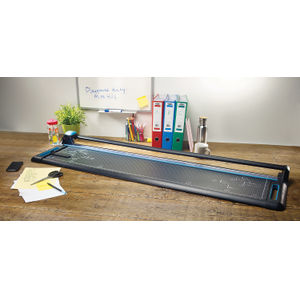 Avery A0 Precision Trimmer (1370mm Cutting Length 15 Sheet Capacity) P1370