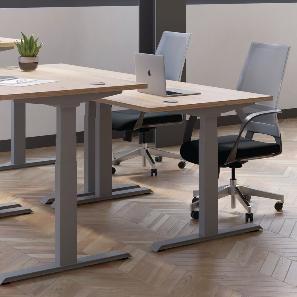 Jemini 1600x800mm Nova Oak/Silver Sit Stand Desk