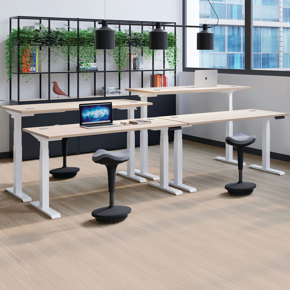 Jemini 1600x800mm Grey Oak/Silver Sit Stand Desk