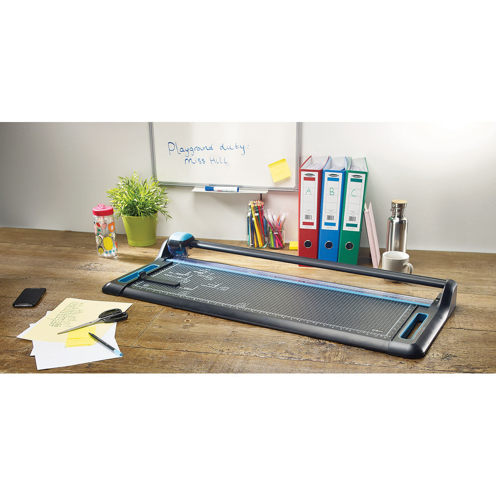 Avery A1 Precision Trimmer (880mm Cutting Length, 20 Sheet Capacity)