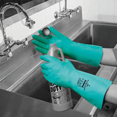 View more details about Polyco Nitri-Tech III Flock Lined Nitrile Synthetic Rubber Glove Size 8