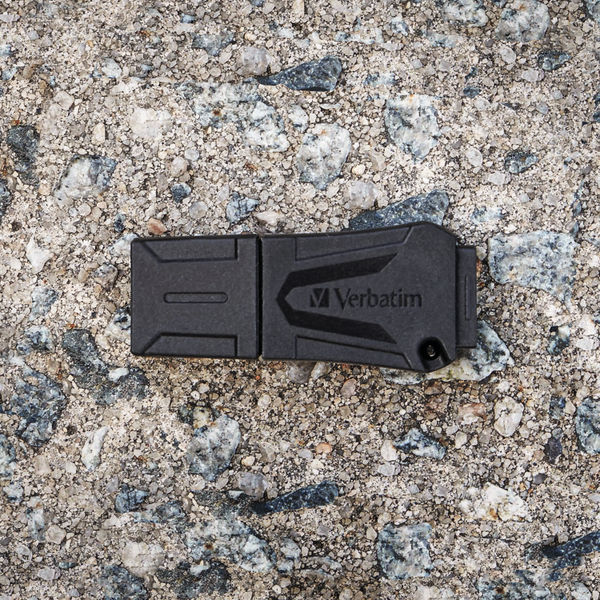 Verbatim ToughMAX USB 2.0 16GB 49330