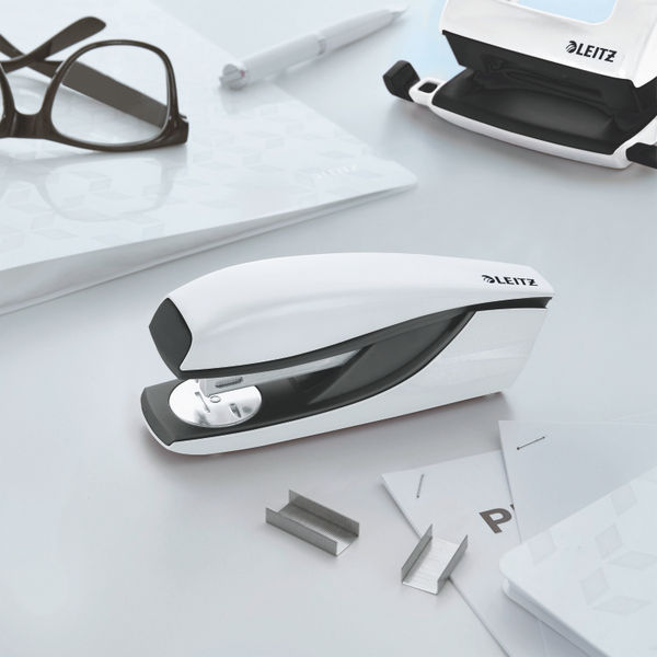 Leitz NeXXt WOW Metal Office Stapler 30 sheets Pearl White 55021001