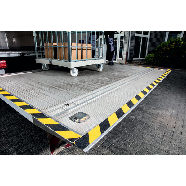 Durable DURALINE GRIP+ Strong Anti Slip Hazard Warning Floor Tape 50mmx15m Yellow/Black 1097130