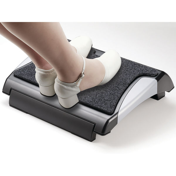 Q-Connect Footrest with Removable Carpet Black/Silver KF20075
