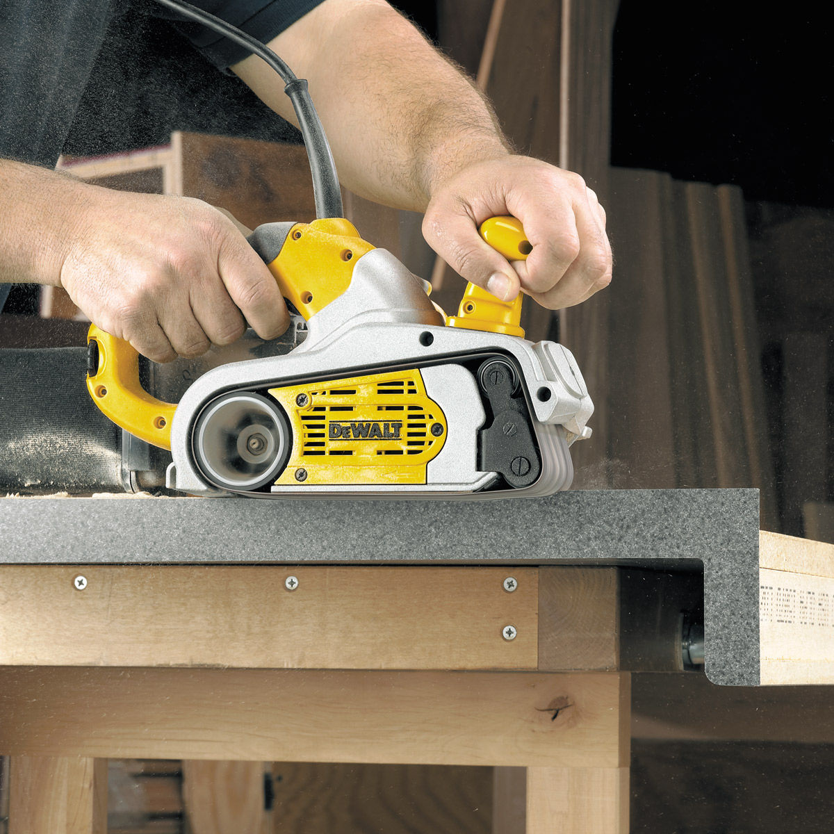 Toolstop Dewalt DW433 75mm Electronic Belt Sander 240V