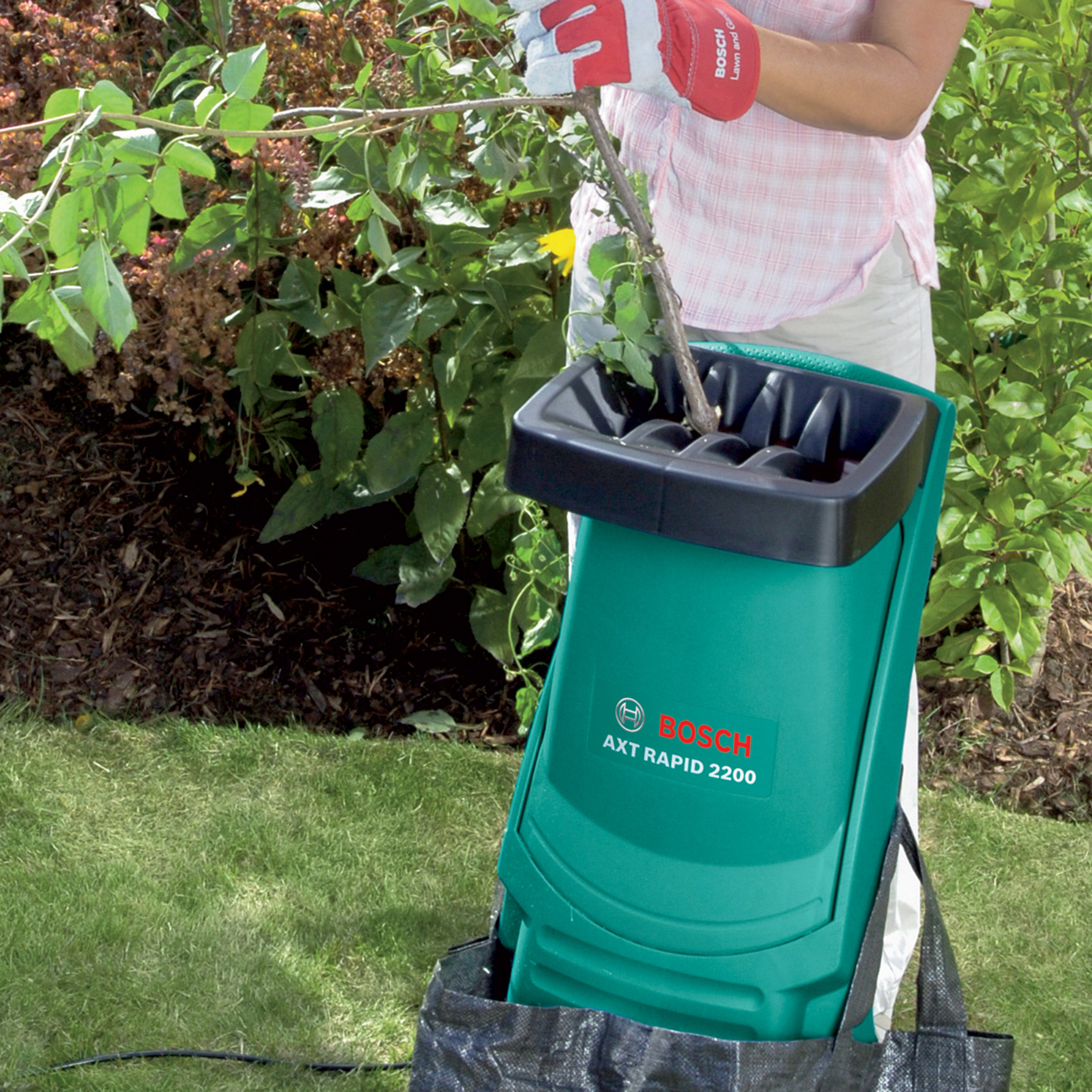 Toolstop Bosch AXT Rapid 2200 (0600853670) Electric Shredder 2200W 240V