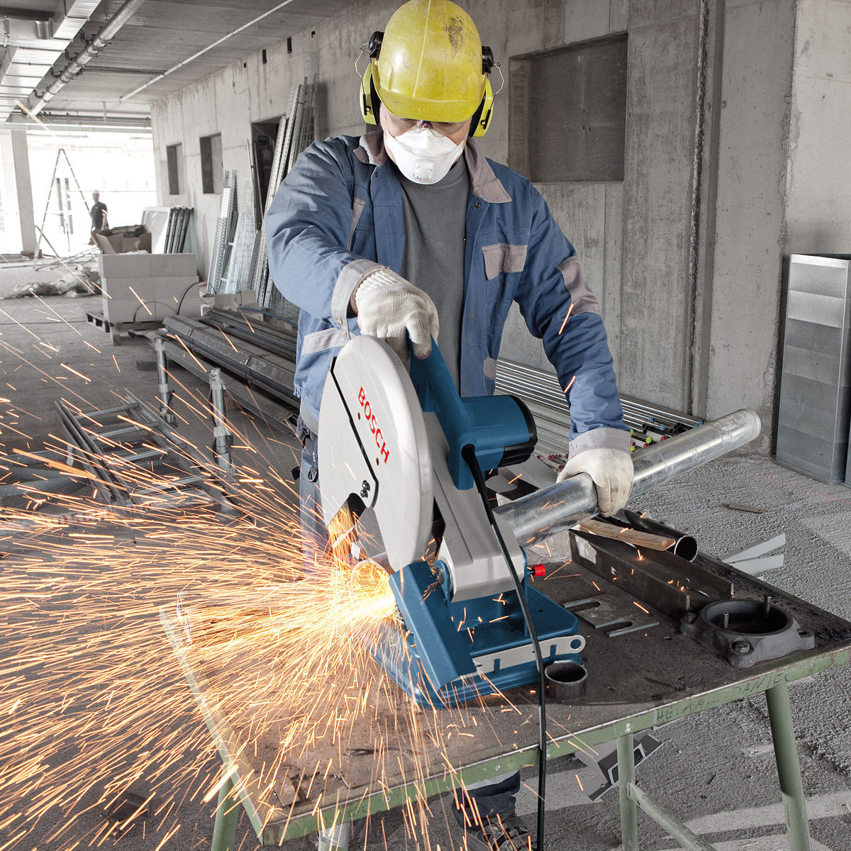 Toolstop Bosch GCO2000 Heavy Duty Abrasive Cut-Off Saw 2000W 110V
