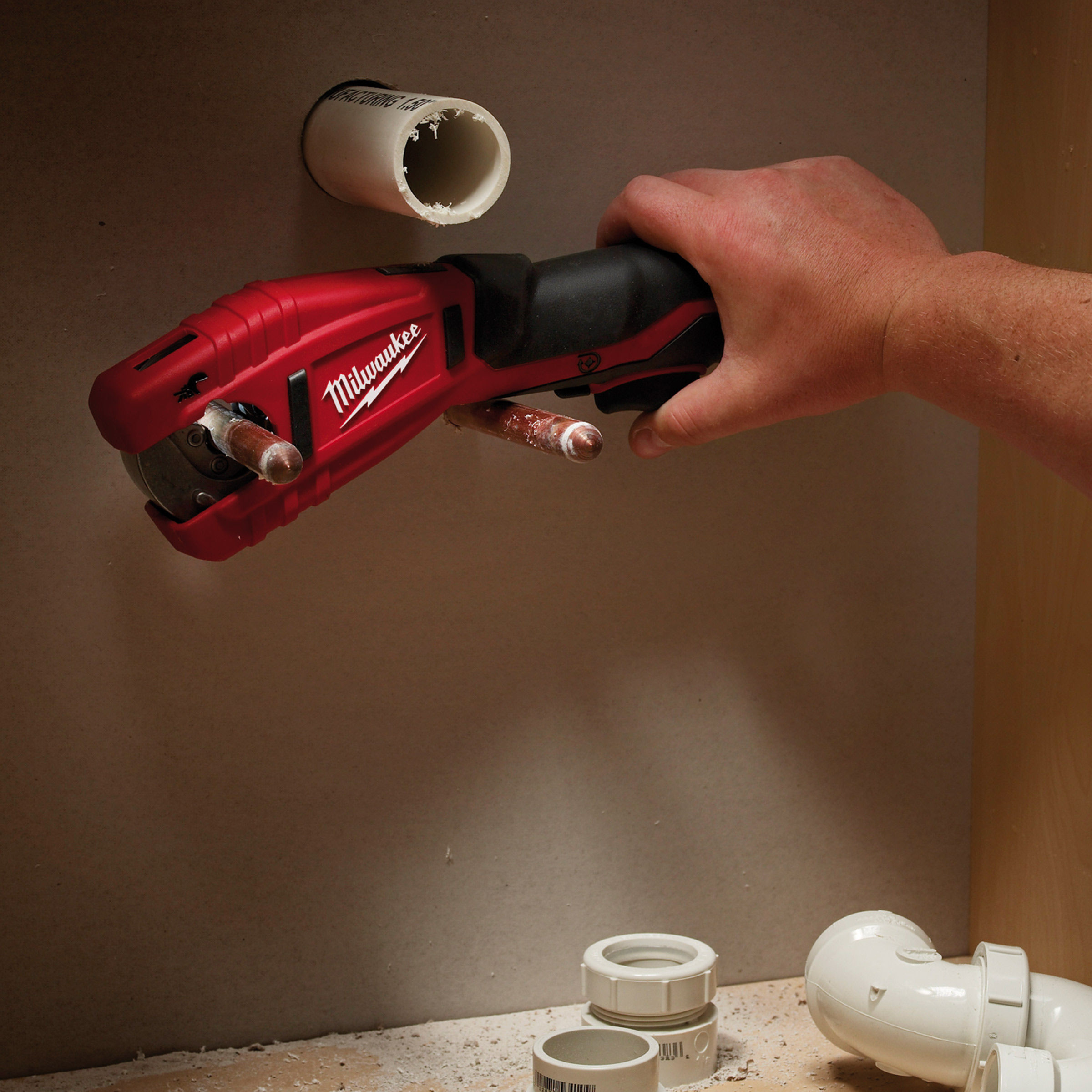 Toolstop Milwaukee C12PC0 M12 Cordless Compact Pipe Cutter (Body Only)