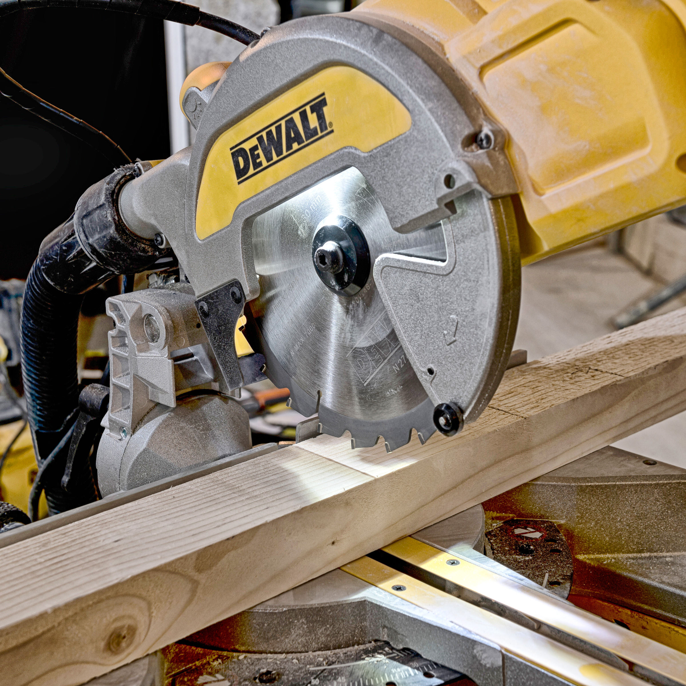 Toolstop Dewalt DWS777 Mitre Saw with XPS 216mm 110V