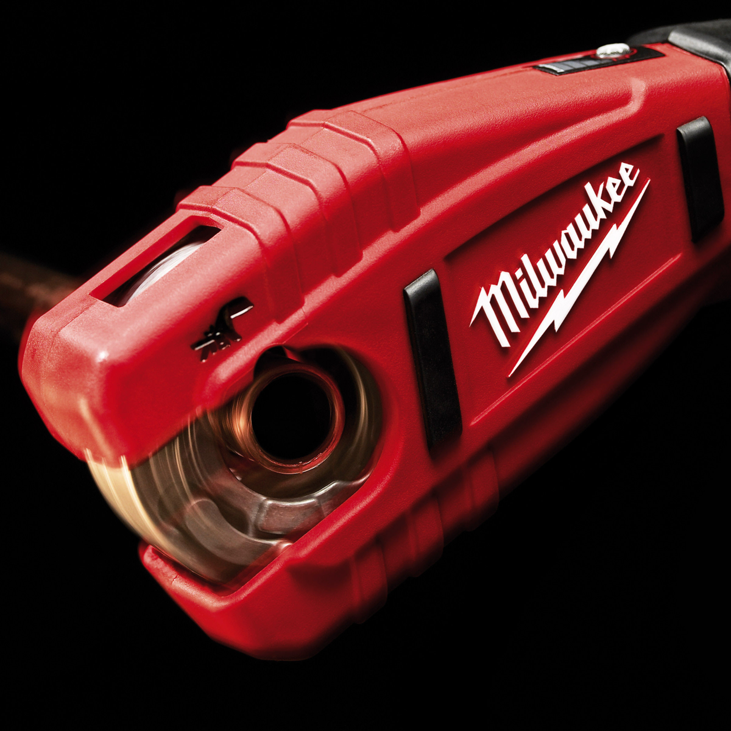 Toolstop Milwaukee C12PC0 M12 Cordless Compact Pipe Cutter (Body Only)