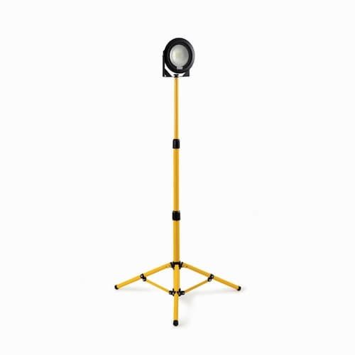 defender tripod light