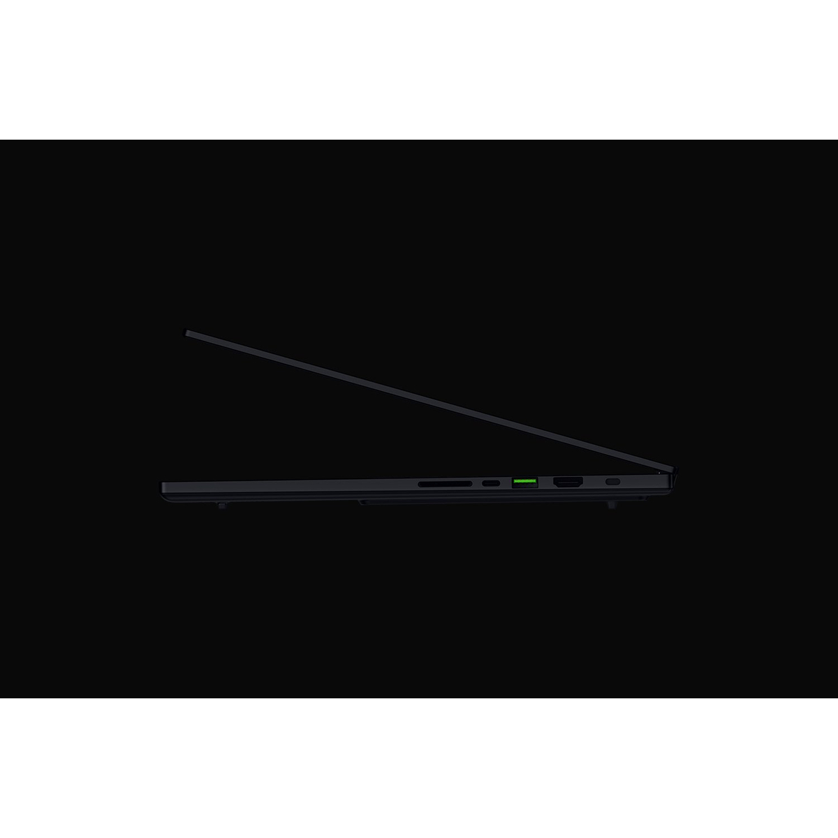 Blade 16 R AI 9 365/32GB/RTX 5080/1TB