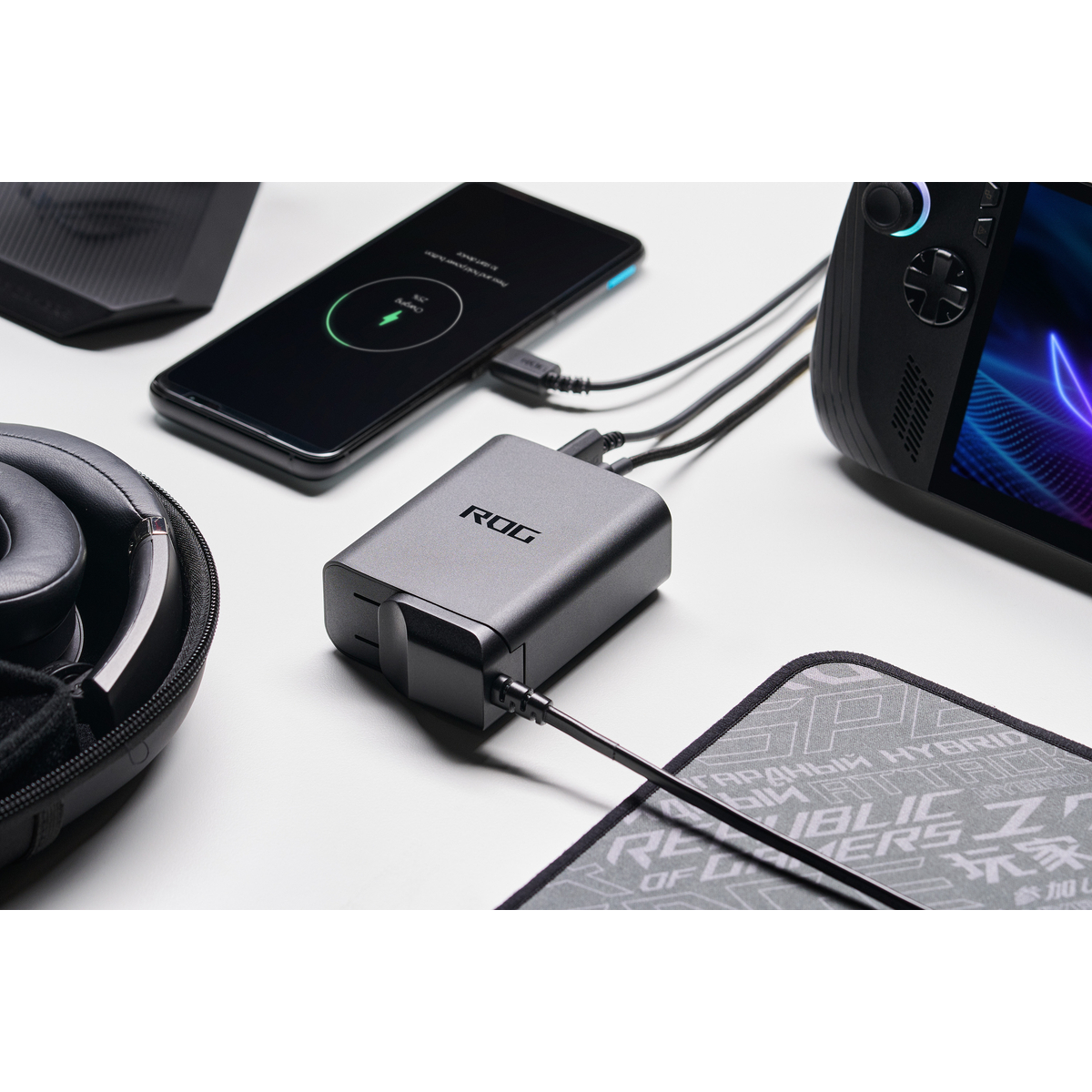 ROG 140W USB-C GaN CHARGER