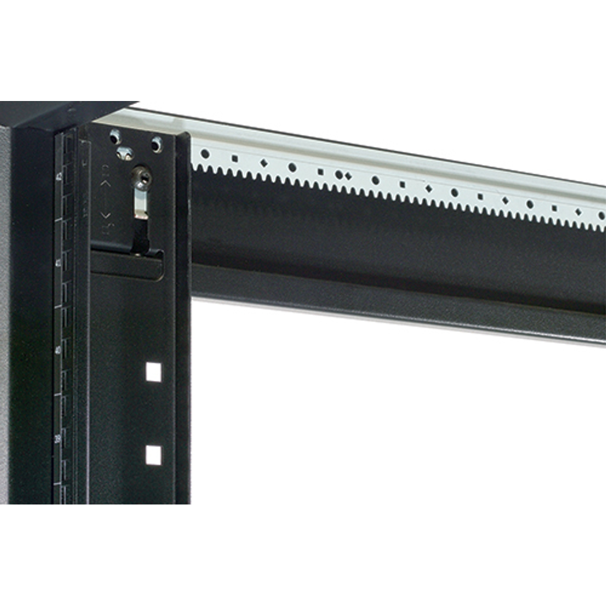 NetShelter SX 42U 600mm Wide x 1200m