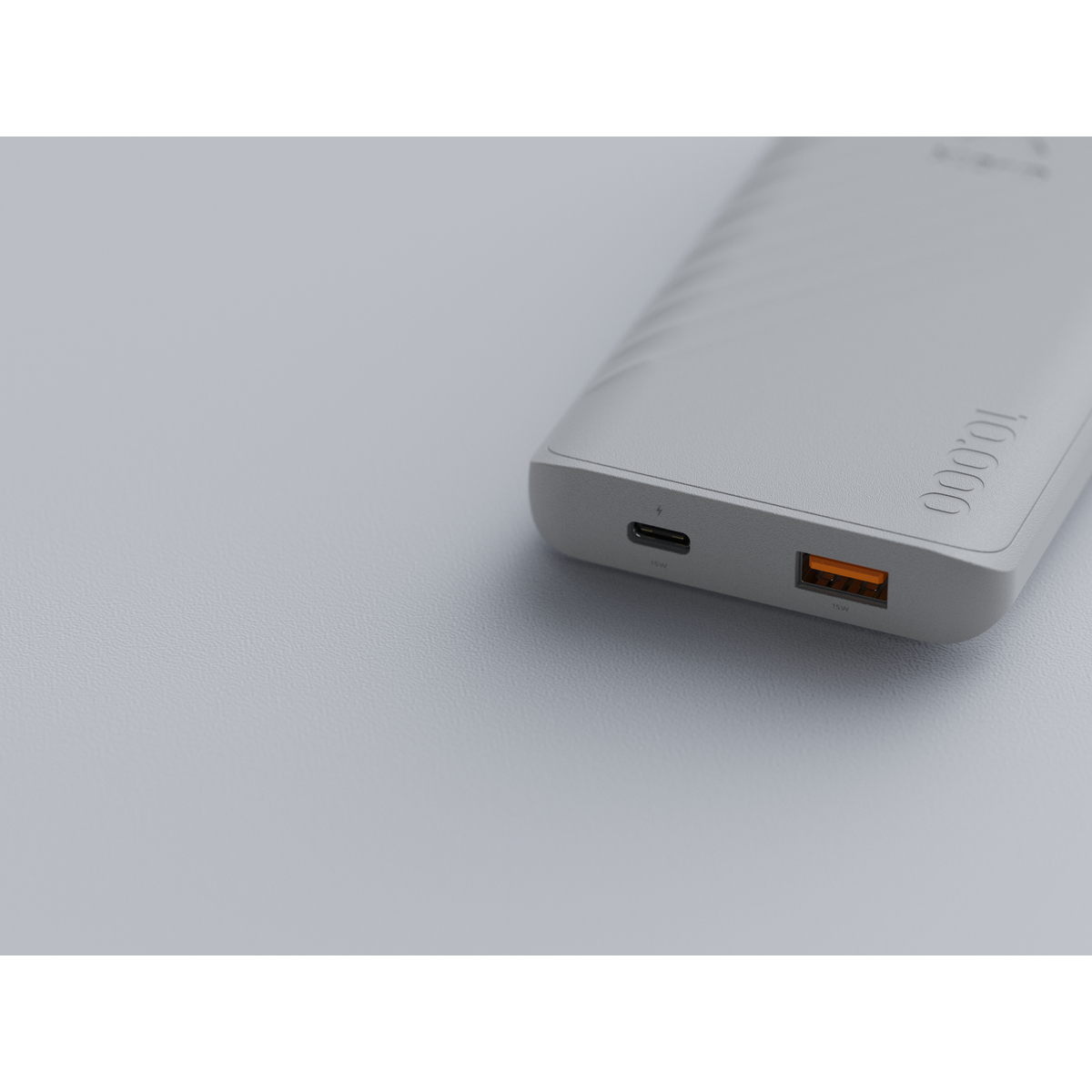 Xtorm 15W Go2 Powerbank 10.000 - White