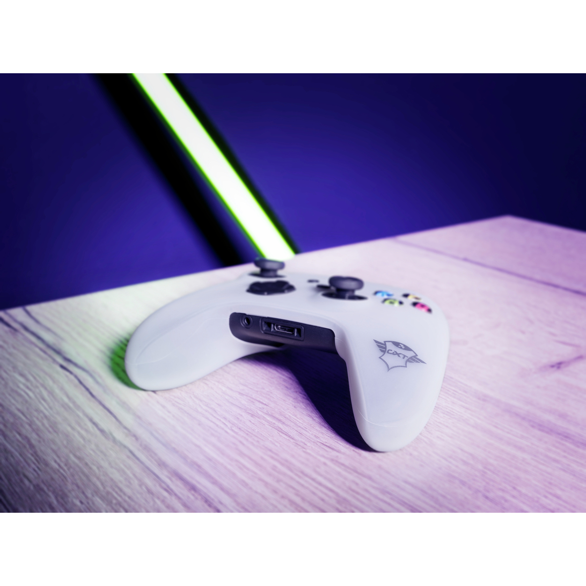 GXT749 CONTROLLER SKIN XBOX-TRANS