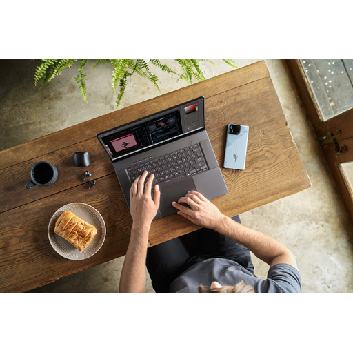 ROG ZEPHYRUS 16