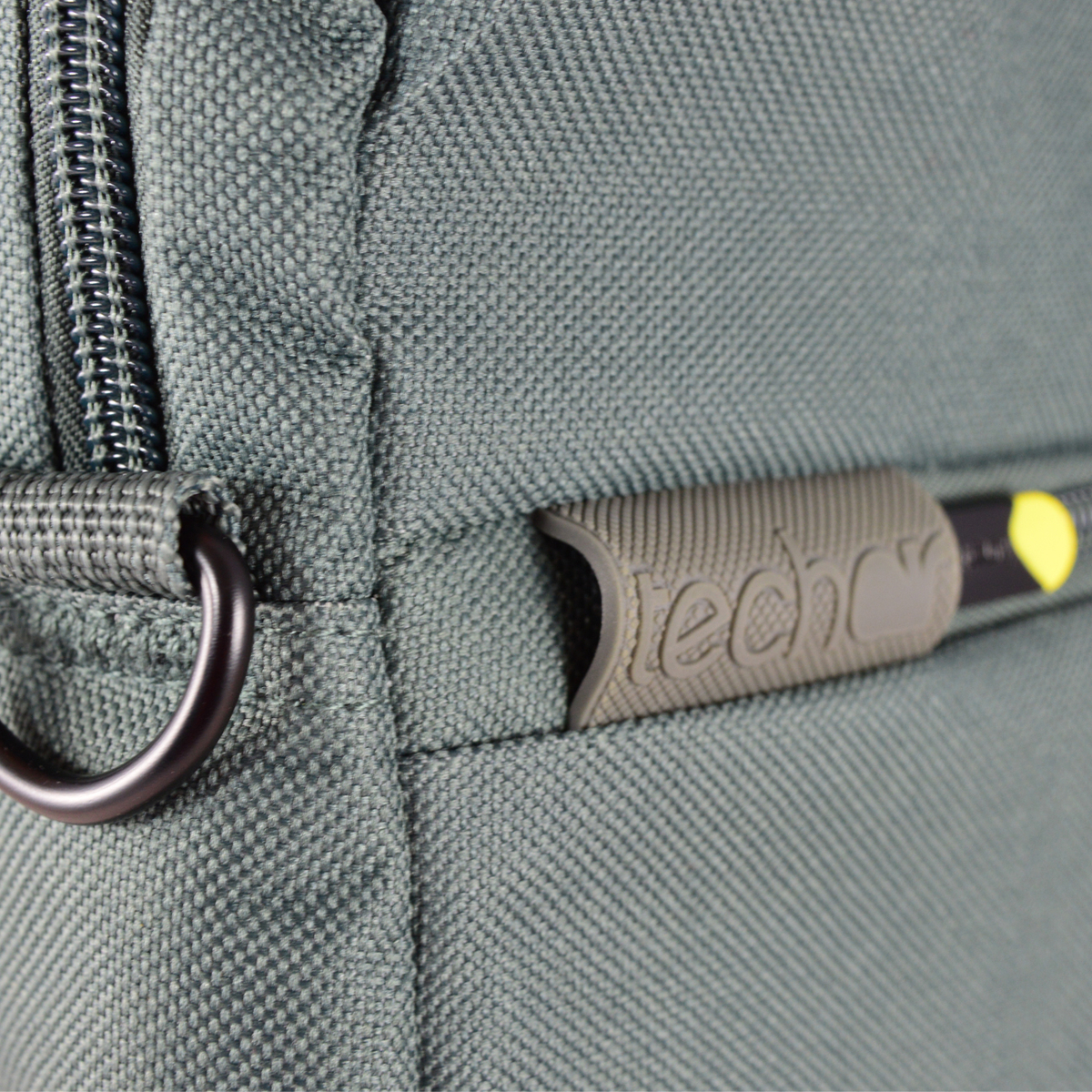 Slim Toploading Shoulder Bag 17.3