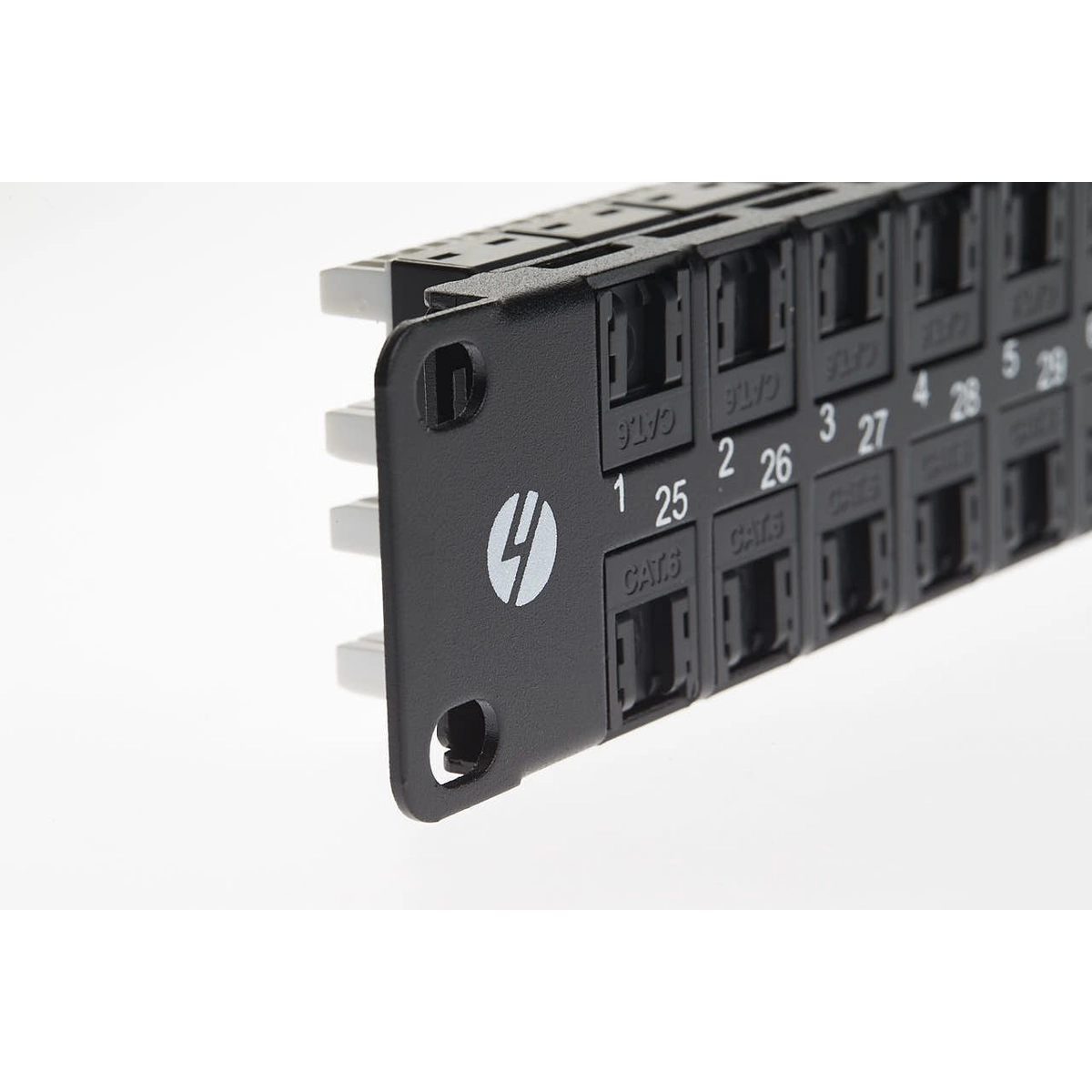 4C   Cat 6 RJ45 : 1RU 48 Port Patch Pane