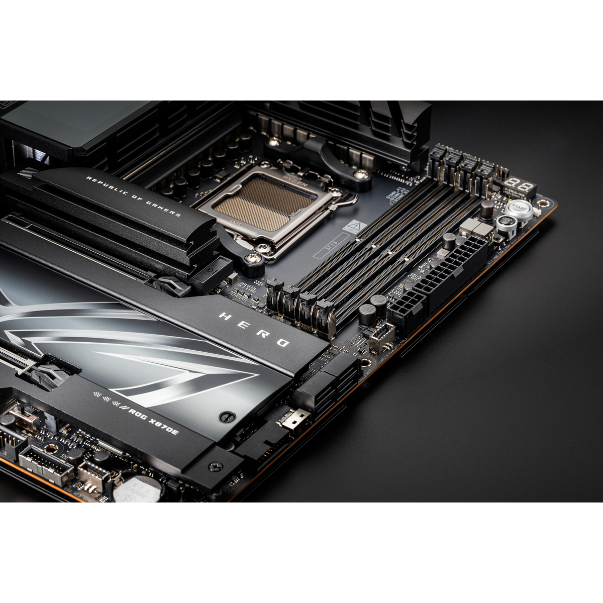 MB AMD AM5 Crosshair X870E Hero D5 ATX