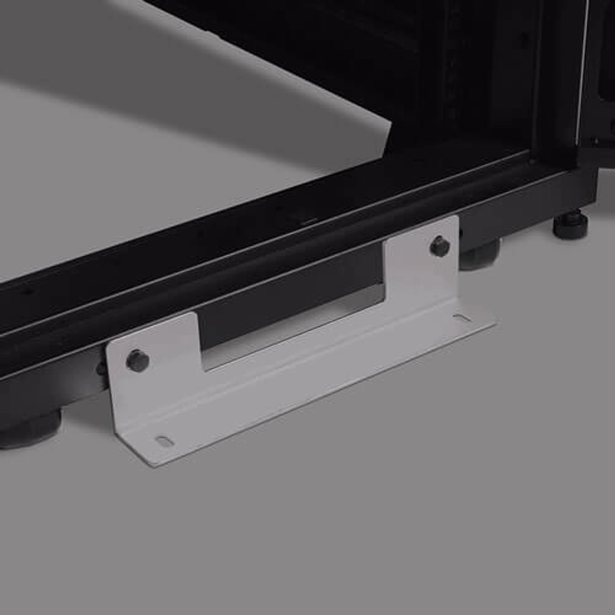 45U SmartRack Standard-Depth Server Rack