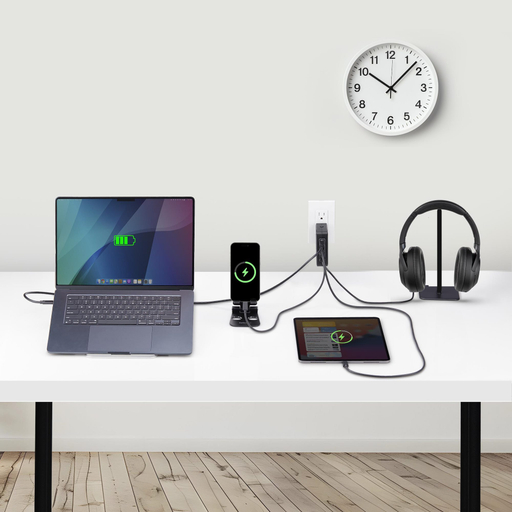 140W USB-C Wall Charger PD 3.1