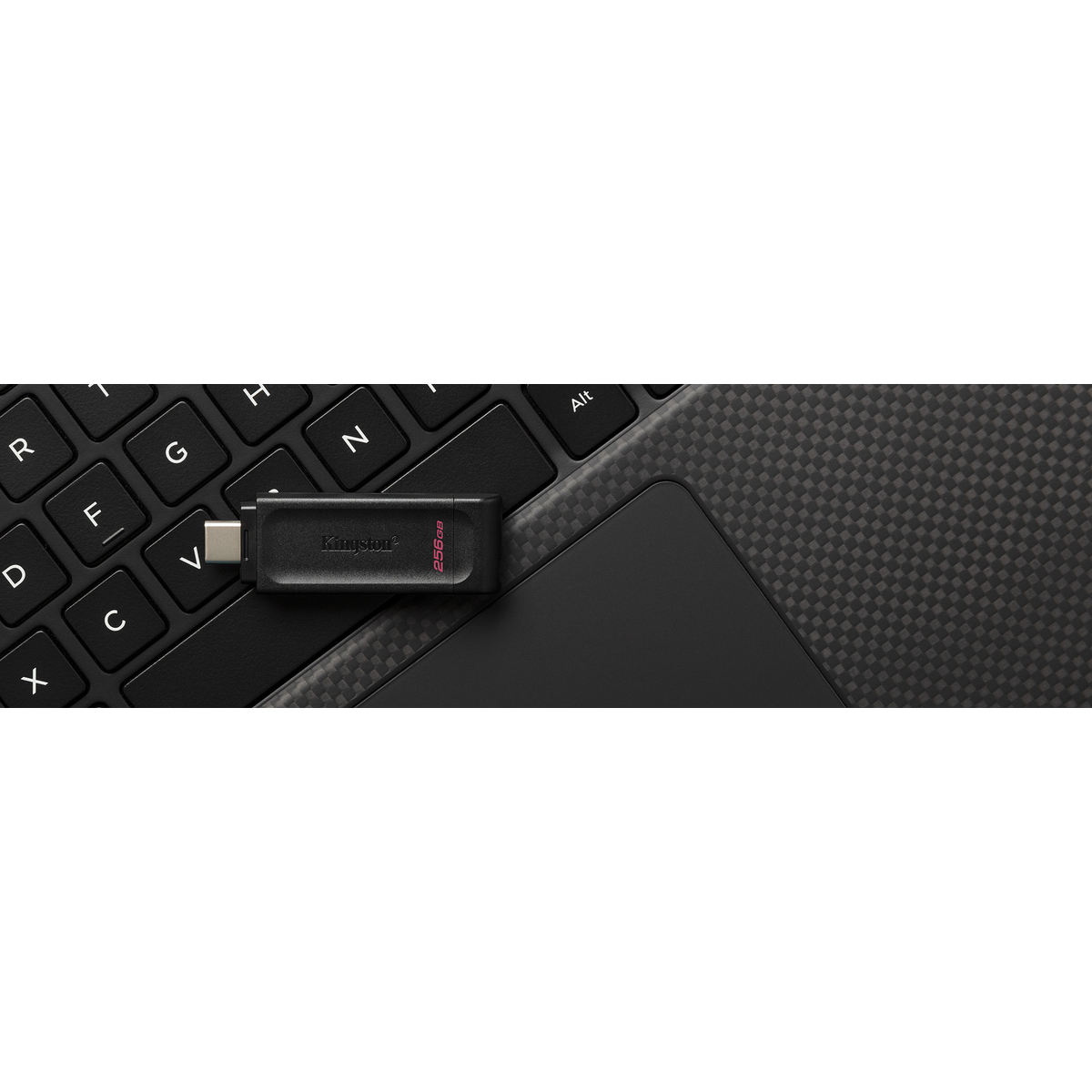 256GB USB-C 3.2 Gen 1 DataTraveler 70