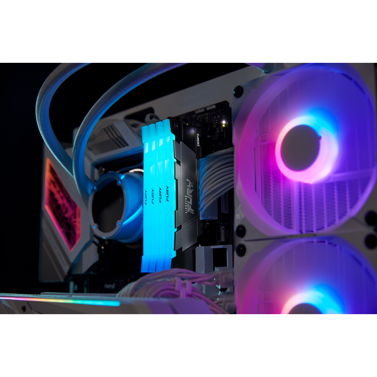 D4 D 3200 64GB Kit Fury Renge RGB
