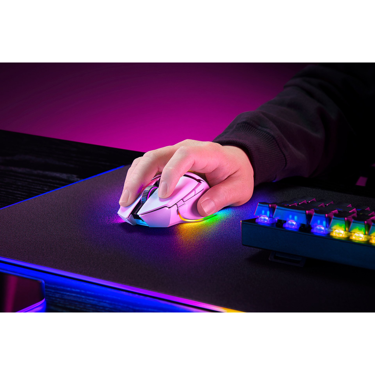 Basilisk V3 Pro 35K - White