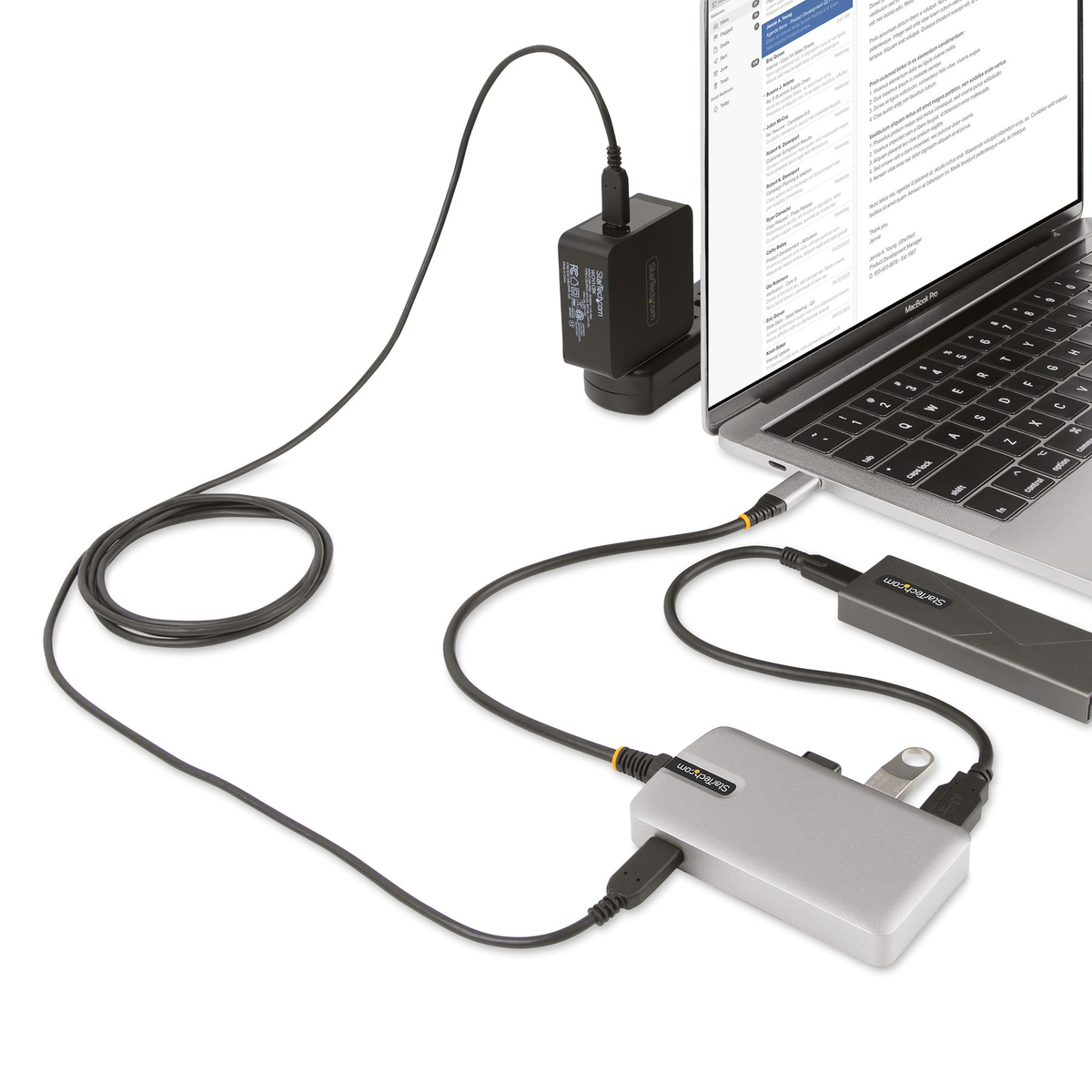 4-Port USB-C Hub with USB-C Video Output