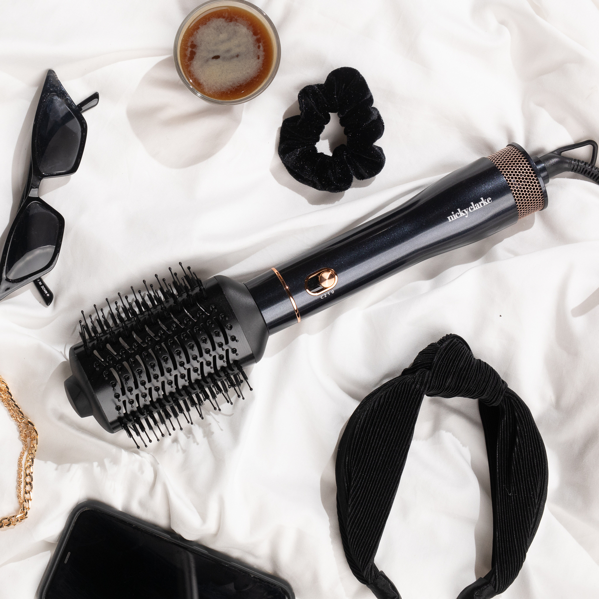 NC Contour Paddle Brush Hot Air Styler