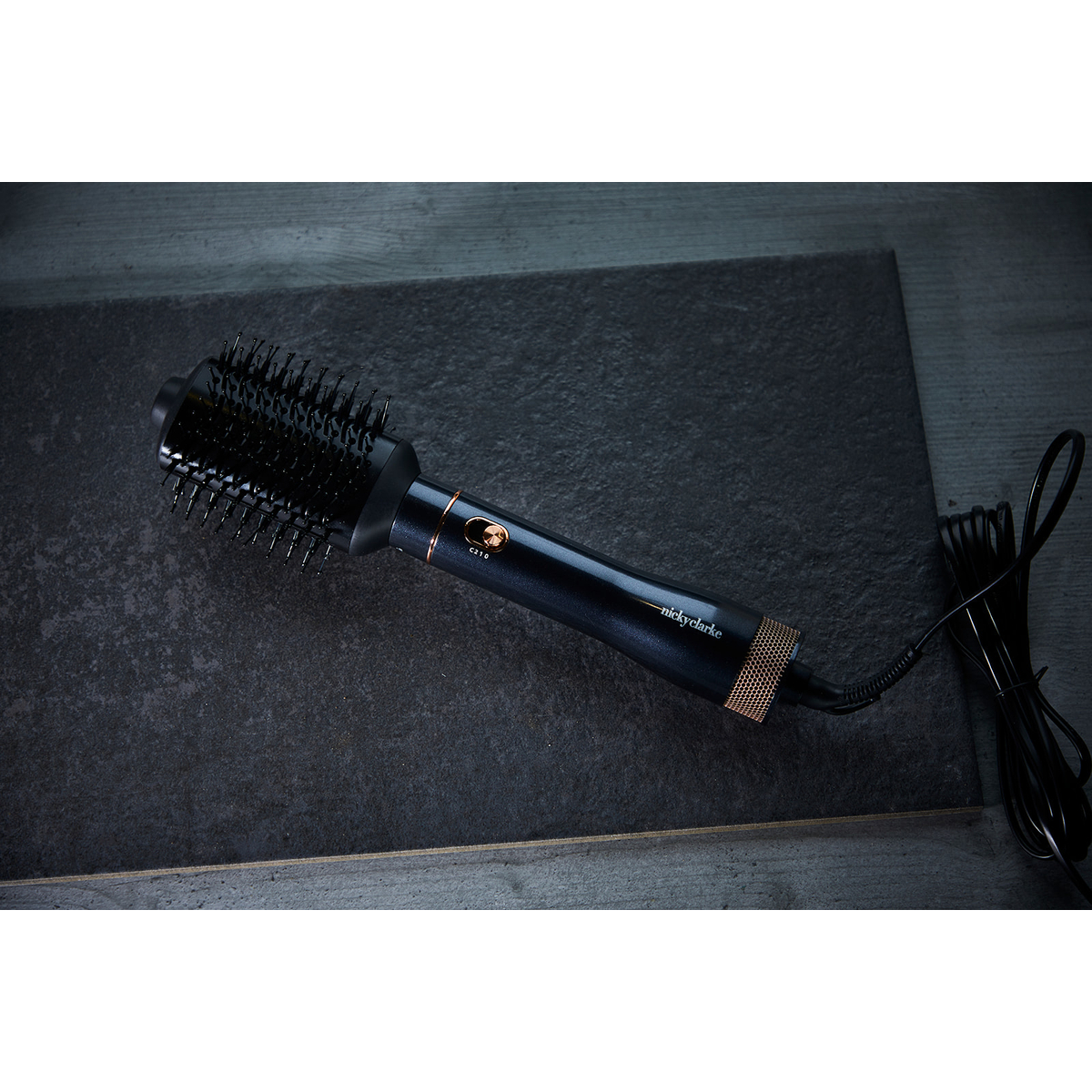 NC Contour Paddle Brush Hot Air Styler