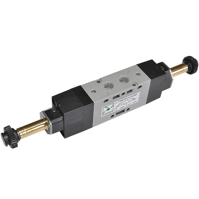 Pneumax 1/8" BSPP Female Solenoid Valve