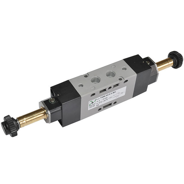 Pneumax 1/8" BSPP Female Solenoid Valve
