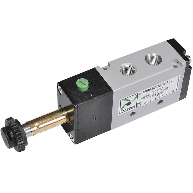 Pneumax 1/8" BSPP Female Solenoid Valve