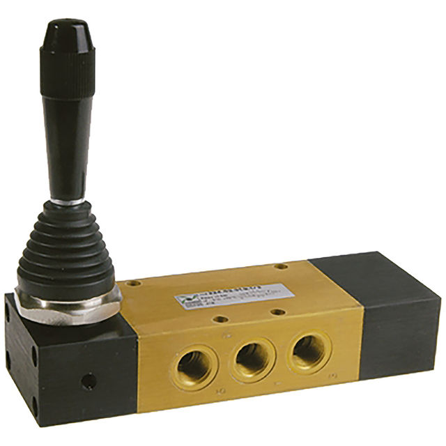 Pneumax 1/4" BSPP Female Lever Valve