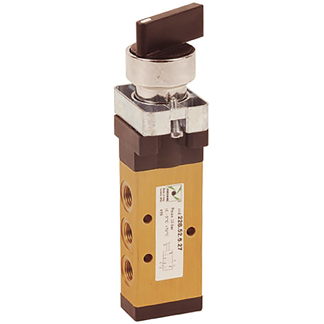 Pneumax 1/8" BSPP Female Switch Valve