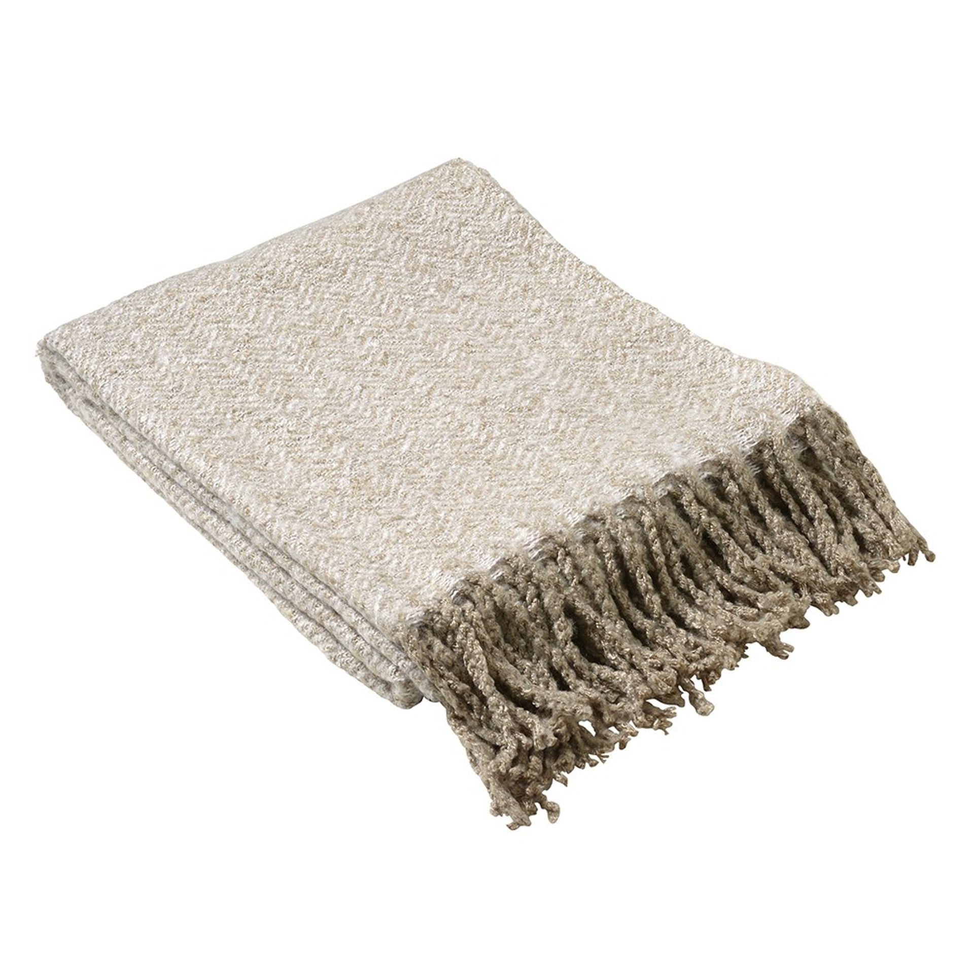 Throws For Sofas & Beds - The Cotswold Company