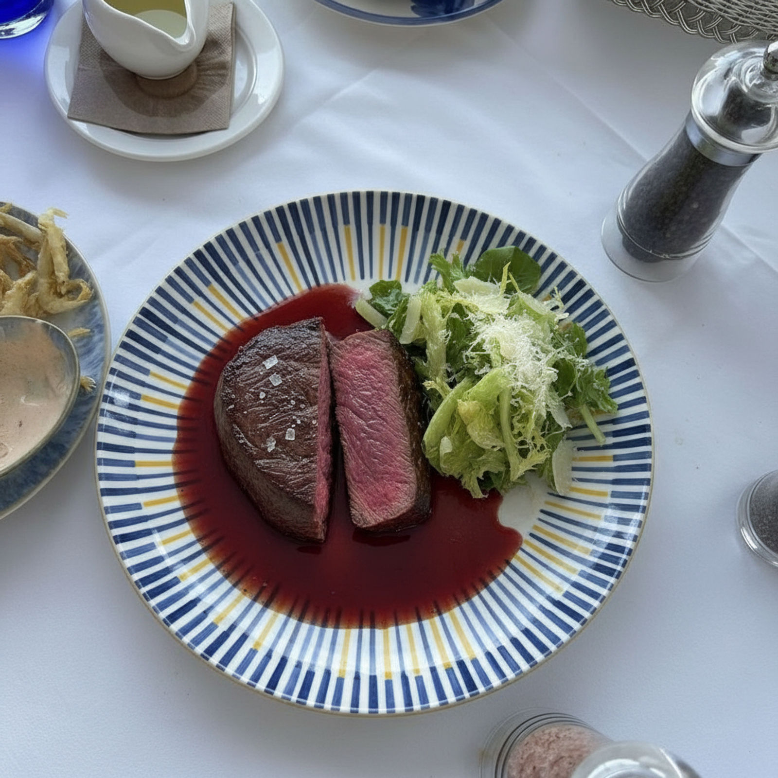 Vin till oxfilé med rödvins­sås