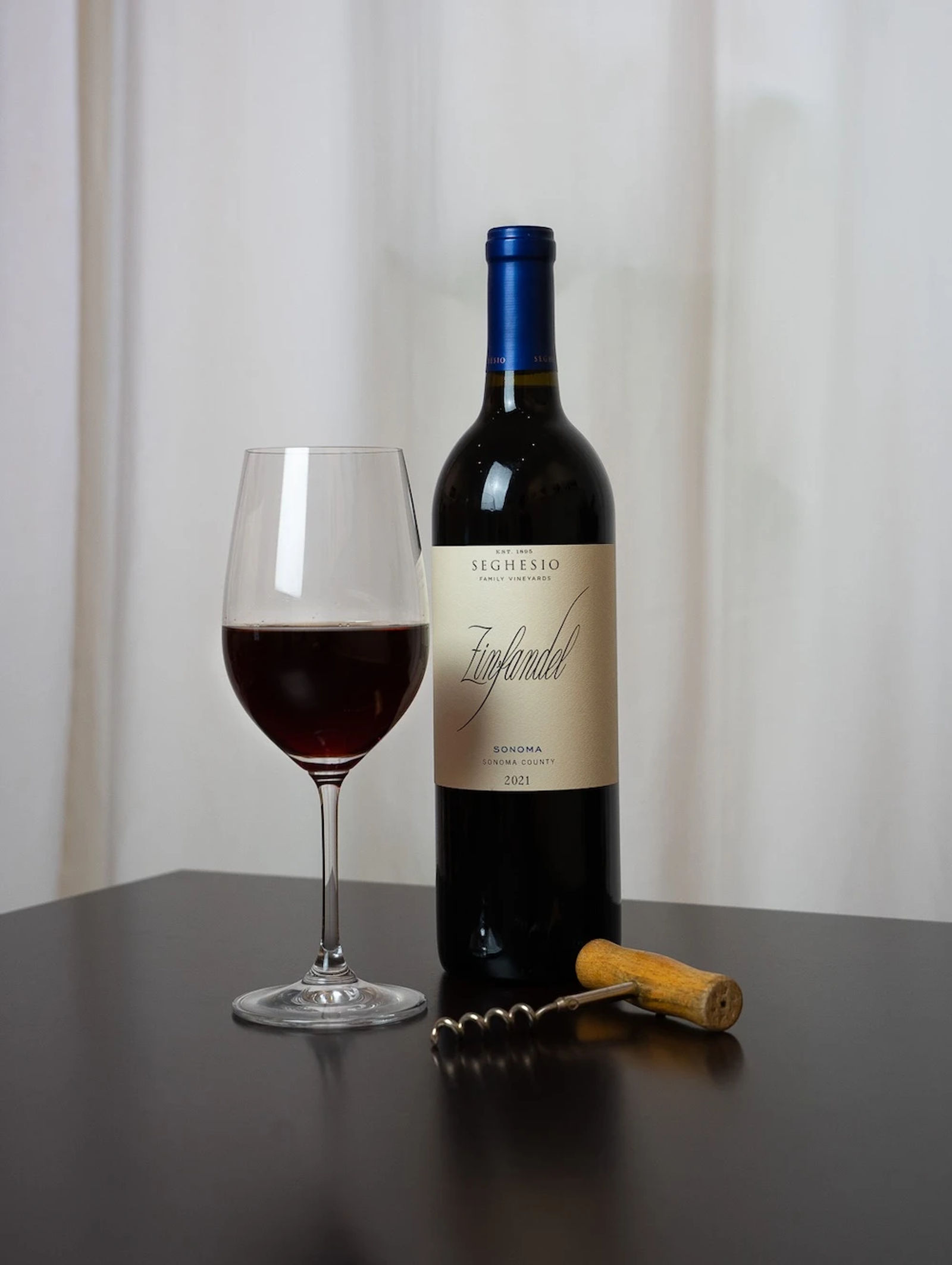 Rött vin över 200 kr